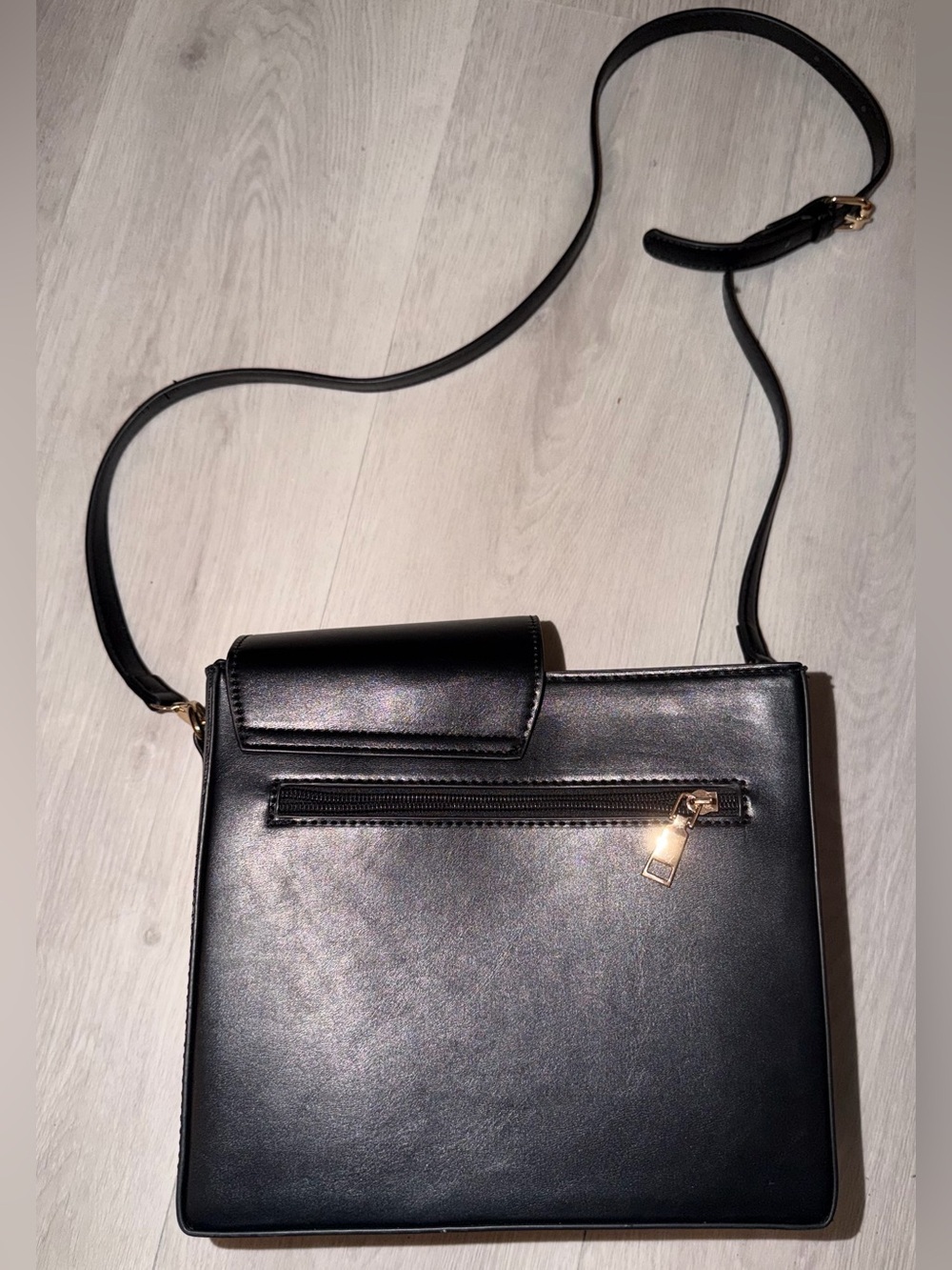 Black Structured Crossbody Bag with Cup Holder - Picture 14 of 14